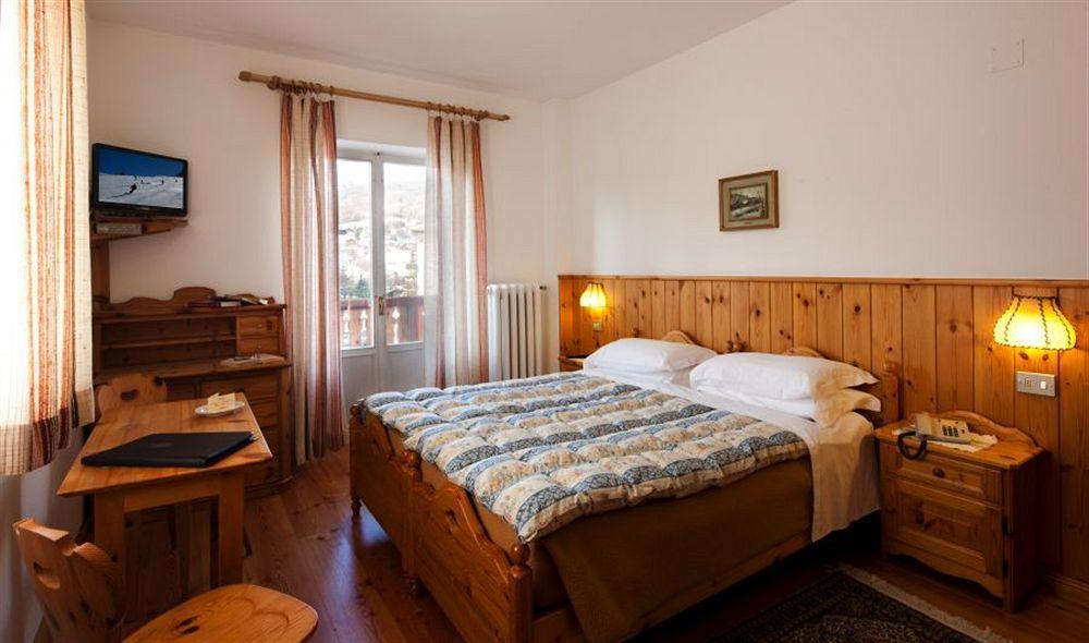 Hotel Bellaria - Cortina D'Ampezzo Buitenkant foto